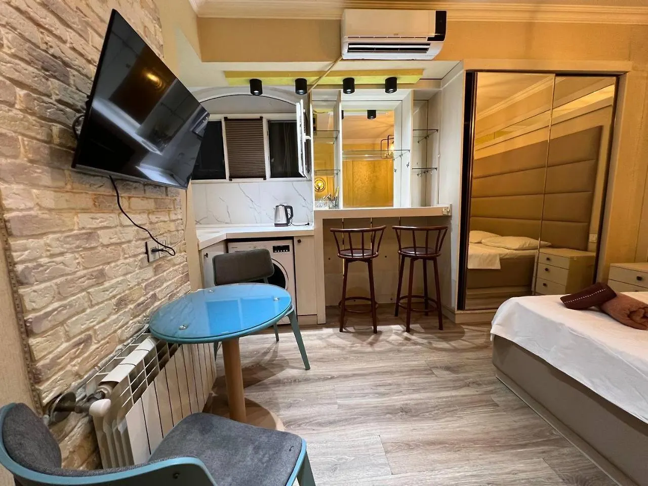 High Comfort On Nizami Street Center Of Baku Azerbaijan