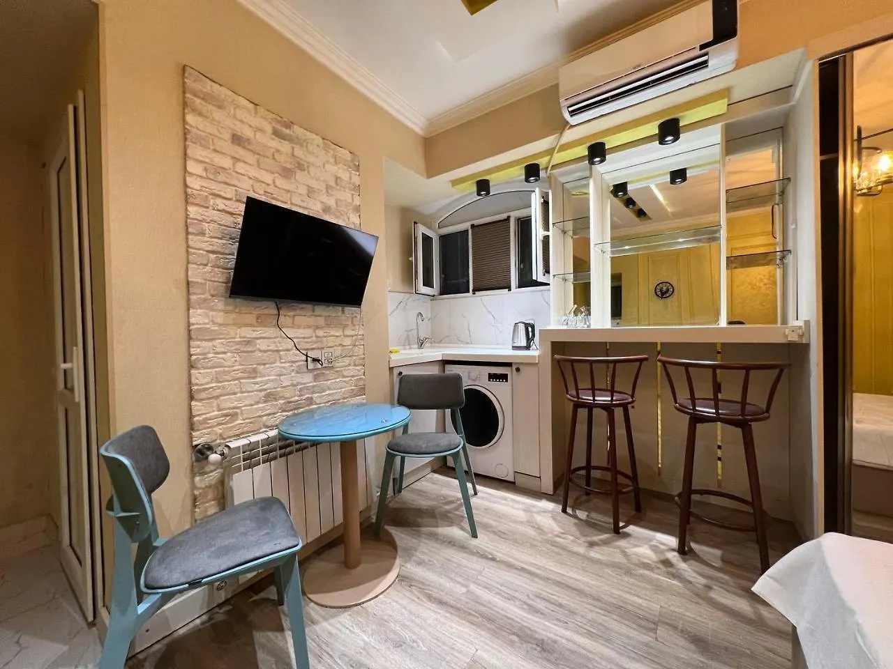 Apartment High Comfort On Nizami Street Center Of Baku Azerbaijan